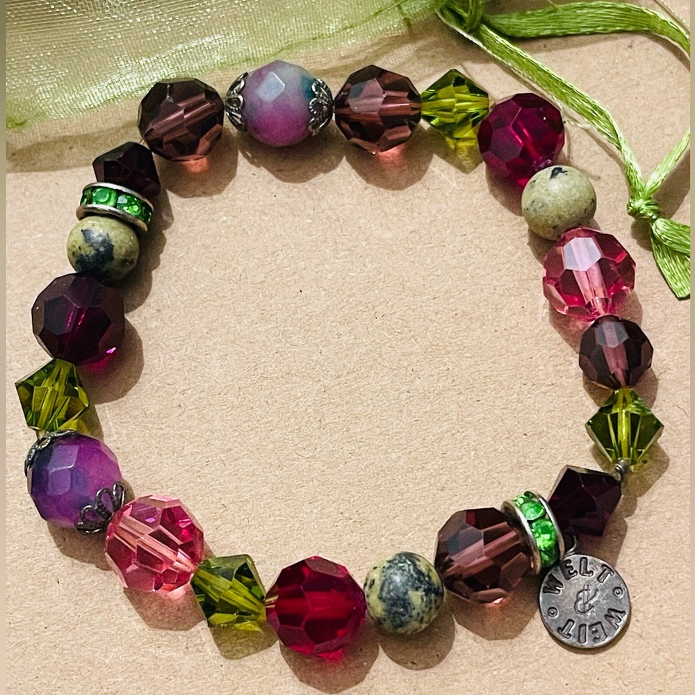 NWOT Multicolor Beaded Bracelet Handmade Stretch Colorful Jewelry